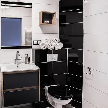 Apartament Szczesliwy Ustrzyki Dolne Esterno foto